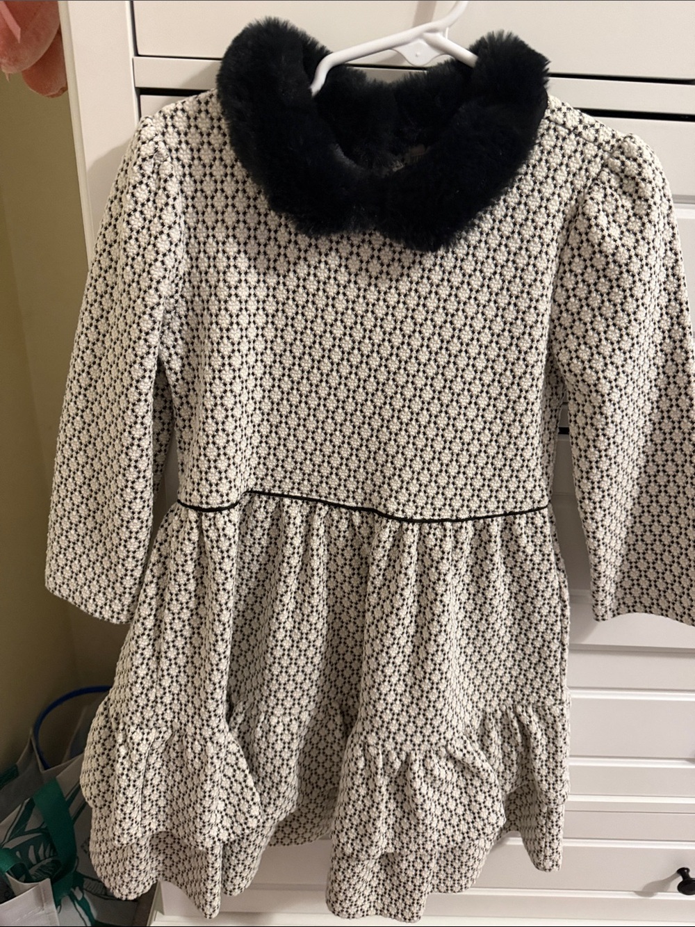 Janie and Jack Girls' Black and off white Knit Dress with Faux Fur Collar
